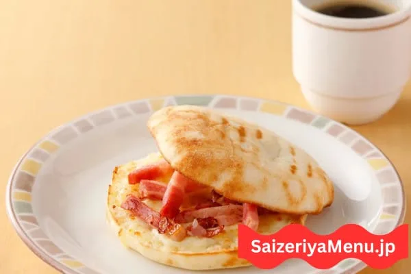 パンチェッタとチーズのパニーニ コンビ（ドリンクバー付）